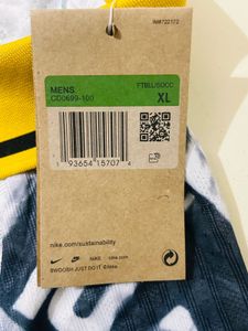 Barcelona 25/26Graffiti Glory&#34; fan edition jerseys