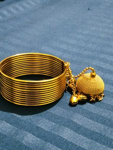 Pretty Party Wear Bracelet