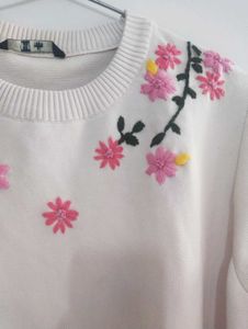 DNMX Floral Embroidered Sweater