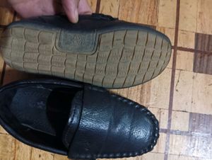 Light weight Black Loafers, Cutewalk brand