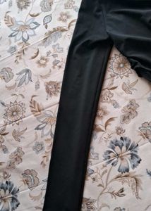 Savana Black Top