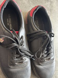 sneakers for men’s