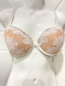 Lace Detail Bra Vera Wang