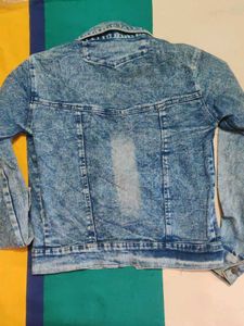 Denim Jacket - Stylish &amp; Versatile