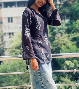 Floral Print Top back adjustable - Casual Style