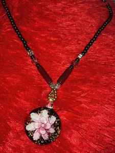 Floral Pendant Beaded Necklace