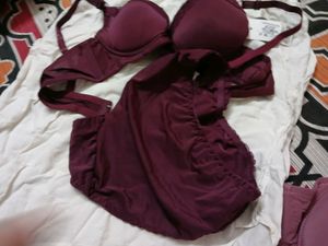 New Bra And Panty Set