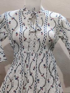 Printed Tie Neck Top