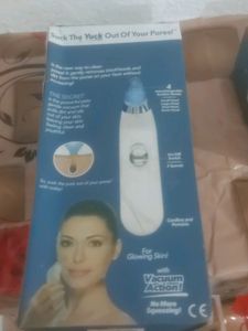 4 In 1 PORE CLEANING DEVICE