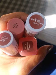 Zudio Lipsticks Set