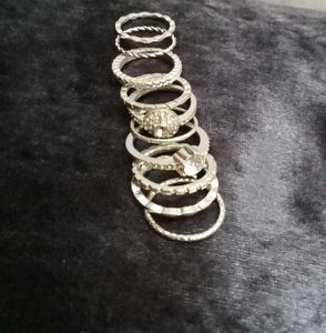 Set Of 10 Stylish Rings