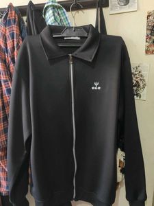 Black Zip-Up Jacket with rib