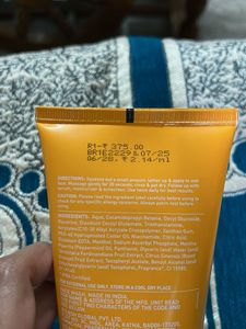 Dot &amp; Key Face Wash