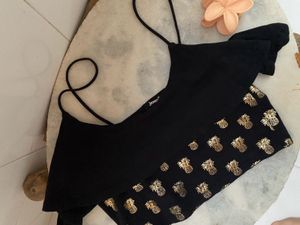 cute crop top 🍍