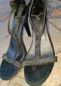 All Black Heels 👠👠 With Diomond