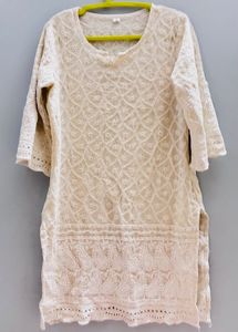 Elegant White Embroidered Kurta