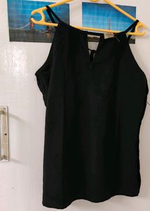 Sleevless Stylish Printed Top