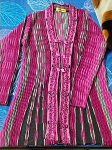 Beautiful Multi Look Sweater.