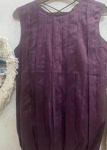 Elegant meroon Sleeveless Top
