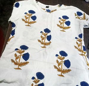 Floral Print Short Kurti
