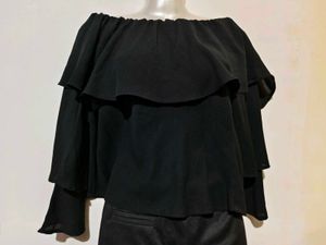 🎄Buy 1, Get 1 Free🎁Black Off-Shoulder Top