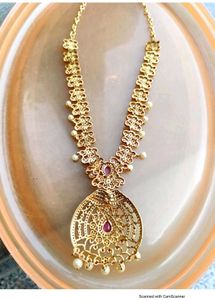 Siddhi Neck Set