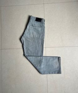 Zara Light Wash Jeans