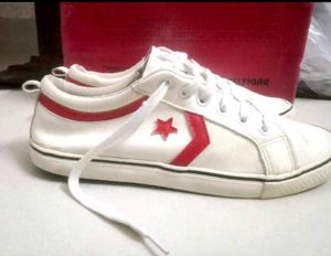 ✨💯ORIGINAL Converse ✴️✨White Leather Sneakers 🔥✨