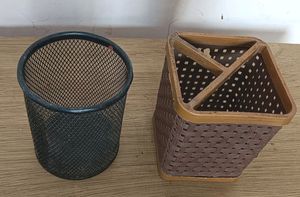 Plastice &amp; iron Cuttlery Stand