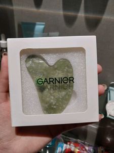 Garnier Gua Sha | FACE MASSAGER