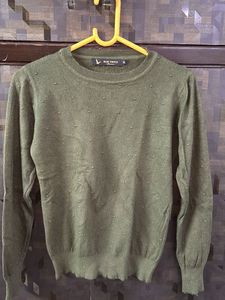 DARK GREEN SWEATER