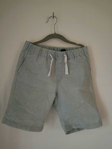 H & M Shorts