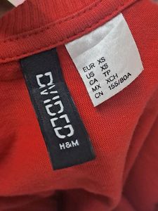 H&amp;M Red Crop Top