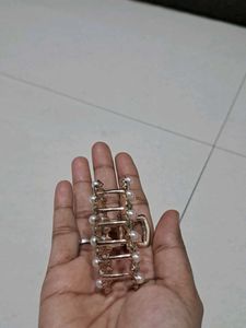 Pearl Hair Claw Clip