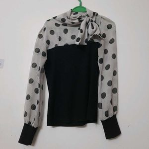Korean Polka Dot Stretchable Top With Bow