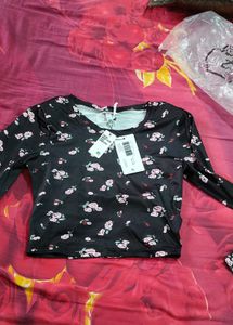 Black Floral Print Crop Top