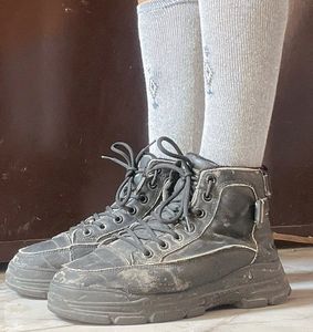 Used Girl Black Combat Boots