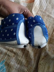 Zero Size Shoes With Duck Sound