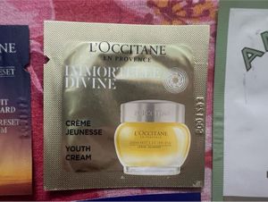 Loccitane En Provence 8 Samples Combo