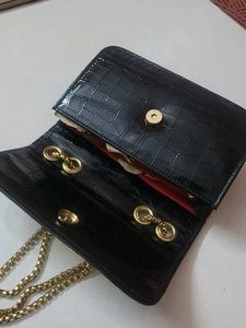 Chic Black Chain Bag