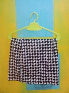 Houndstooth Mini Skirt