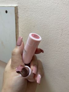 Mini hair straightener x Zudio lipstick