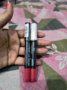 Combo Of 2 Matte Lip Crayon