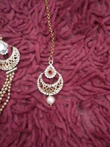 Jewellery Set . One Side Of Necklace Is Fallen But