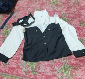 Stylish Black & White Top