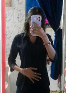 Classic Black 3/4 Sleeve Top