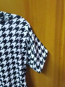 Aesthetic Korean Top