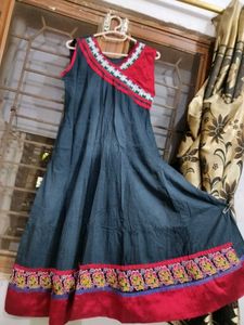 Anarkali H.. Black Ka Colour Fad Ho Gaya H.