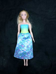 Barbie Royal Doll