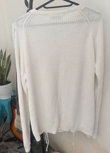 White Knitted Pullover Sweater